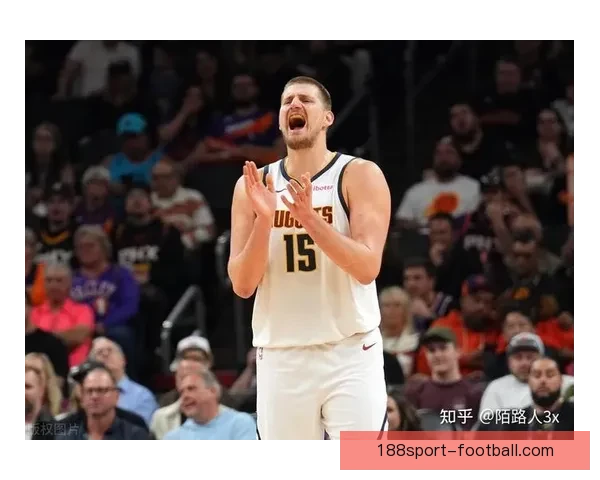 约基奇轻拍文班胸脯后再战 约老师称对手能改变篮球运动格局
