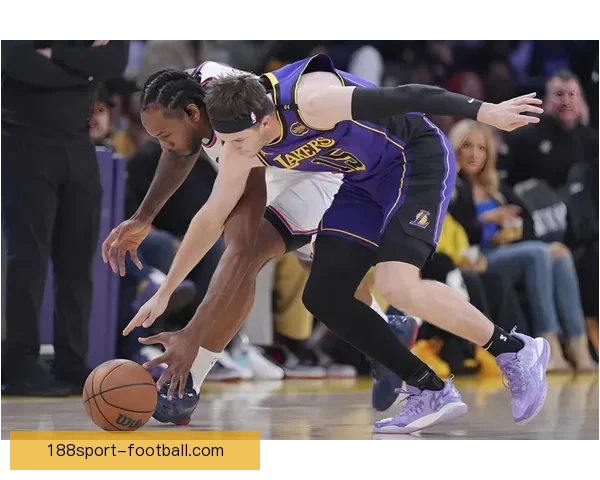 湖人战胜步行者 东契奇创纪录斩获43分詹姆斯准三双西卡因恶意犯规遭驱逐