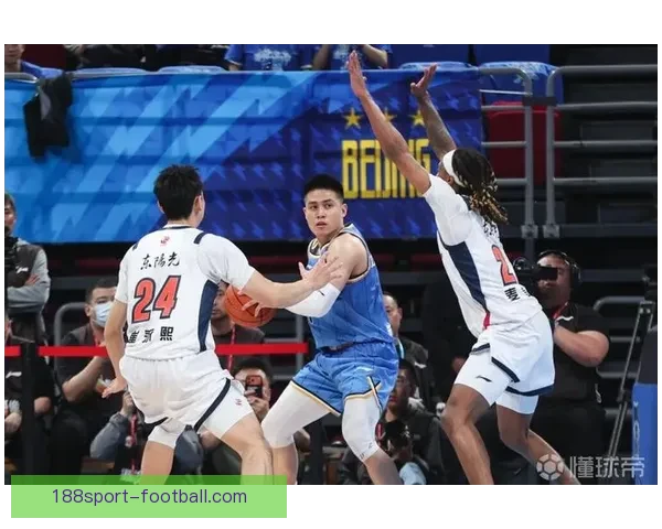 北京逆袭广东胡明轩受欢迎杜锋喜悦陈盈骏气势十足引关注 北京逆袭广东胡明轩受欢迎杜锋喜悦陈盈骏气势十足引关注